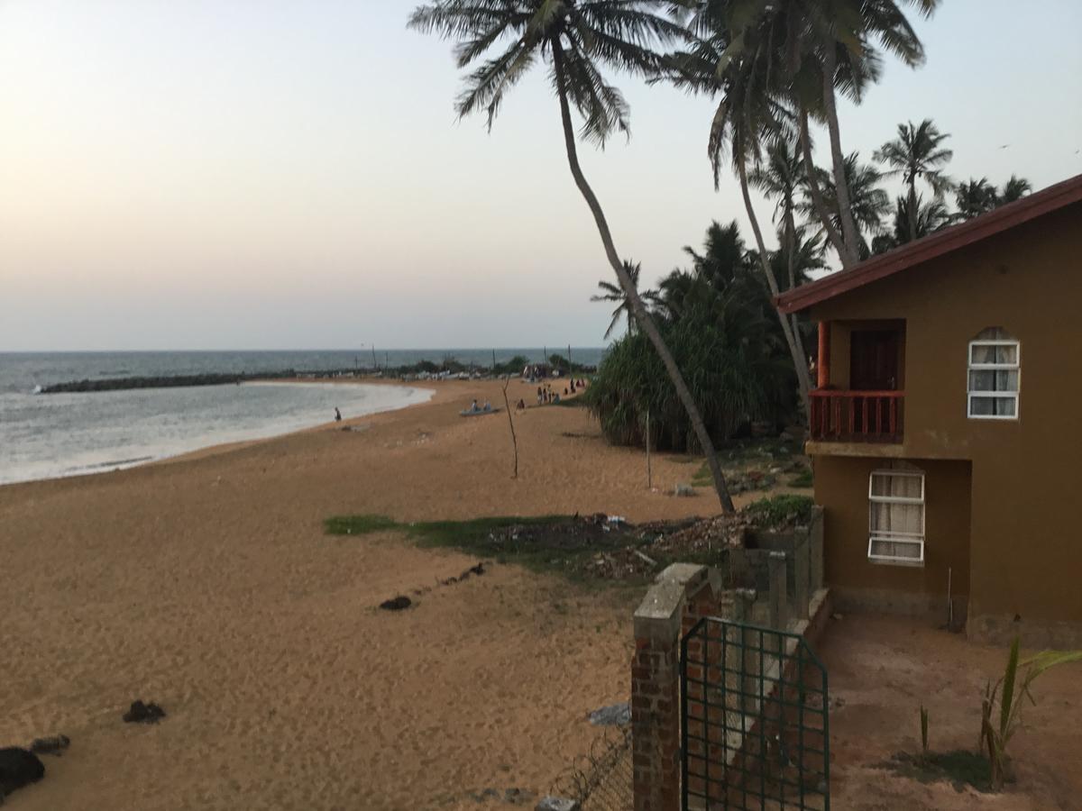 Sea Bay Resort Wennappuwa Exterior foto